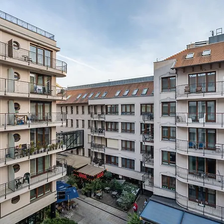 Dreamy Destiny 公寓